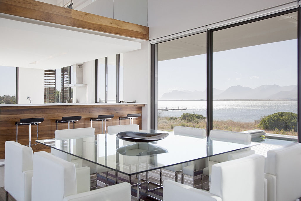 glass door in Atlantis
