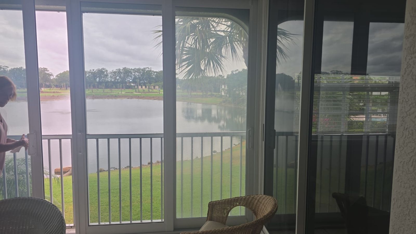 Emergency sliding door repair