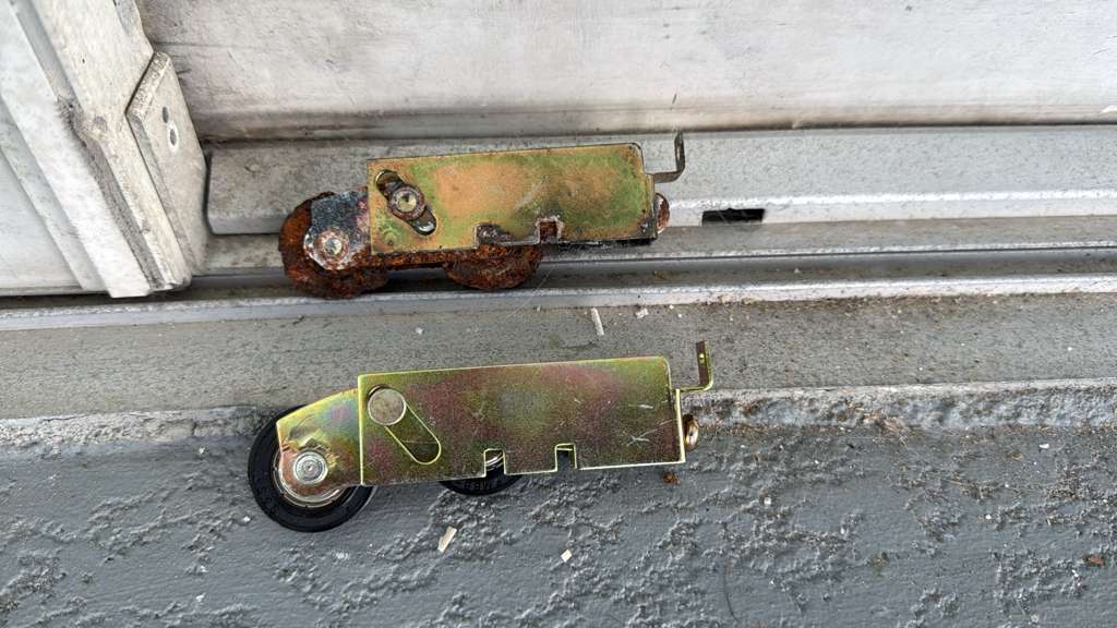 sliding door rollers replacement example